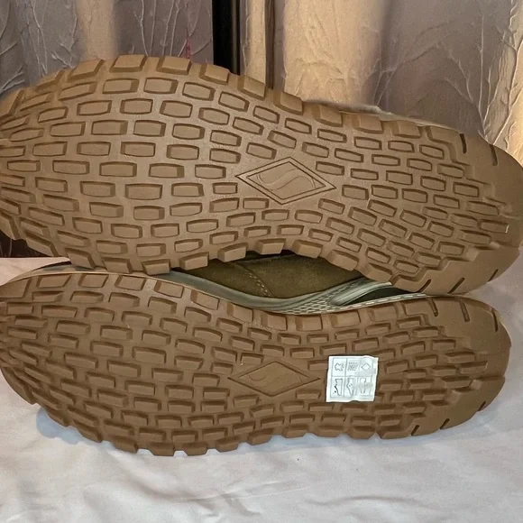 Skechers Brown Winter Boots Durable Comfort - Picture 3 of 6